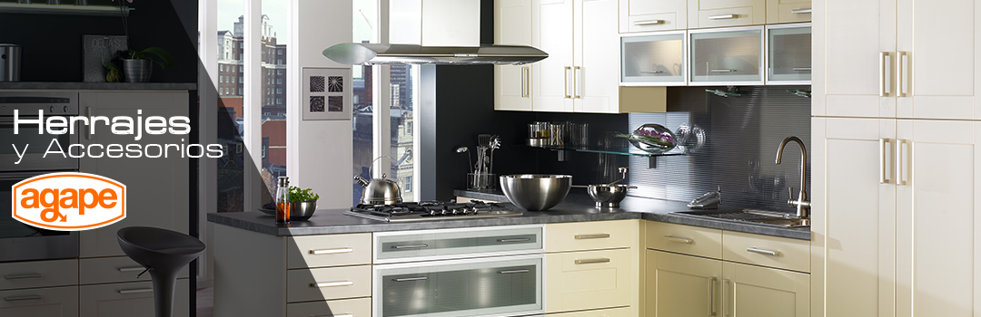 Herrajes y Accesorios